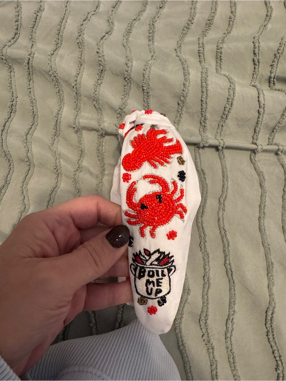 Beaded headband crawfish boil white red black brand new